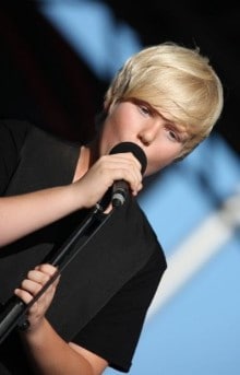 Jack Vidgen at theskykidcom