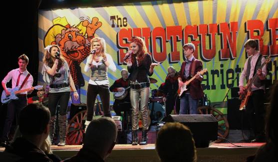 Jetset Getset performs on The Shotgun Red Variety Show on RFD-TV in Nashville. (Photo by Angie Little)