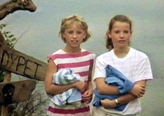 Camilla Sletten and Siri Hoff in Sommerjubel (1986)