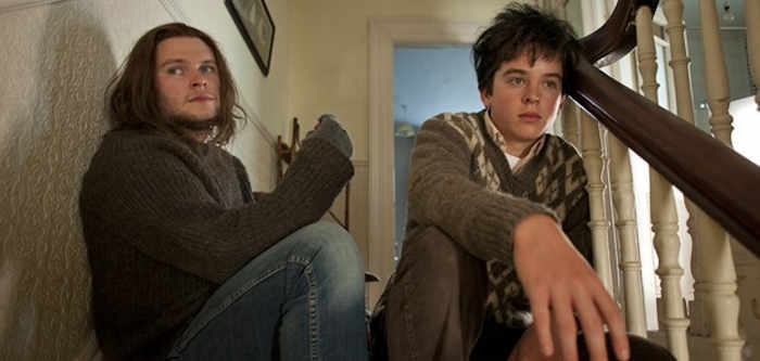 Conor (Ferdia Walsh-Peelo) gets a lot of great life and music tips from his elder brother Brendan (Jack Reynor)