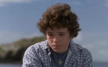 Moondance (1994) Rúaidhrí Conroy’s performance as Dominic